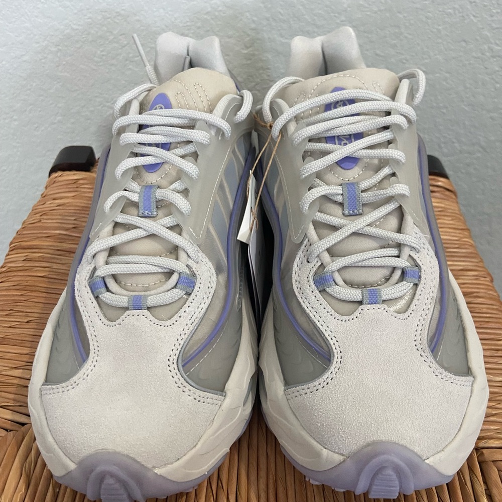Adidas Oznova